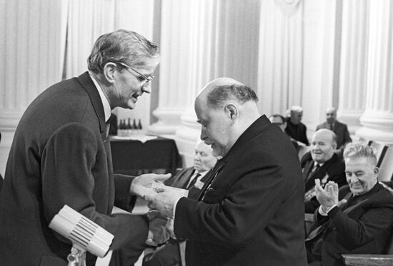 Award ceremony at Kremlin's Sverdlov Hall