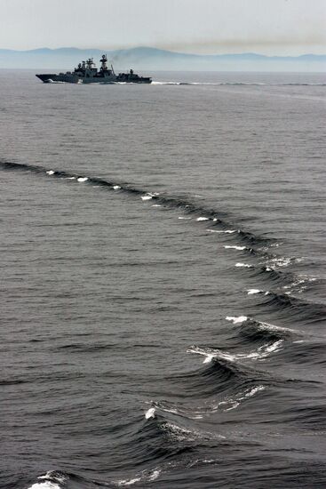 Joint sailing of various fleets' vessels in Primorye