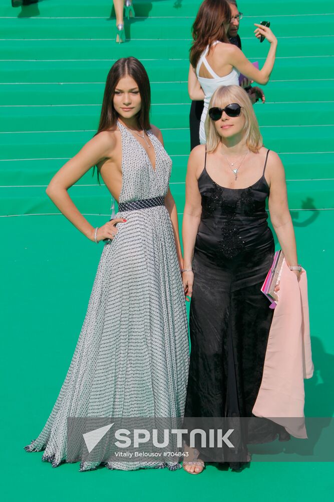 Vera Glagoleva with daughter Anastasia