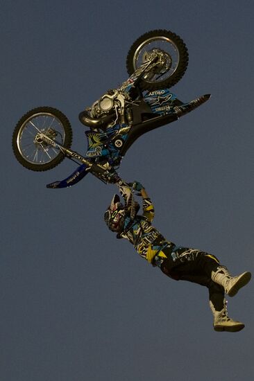 Freestyle Motocross. Red Bull X-Fighters 2010