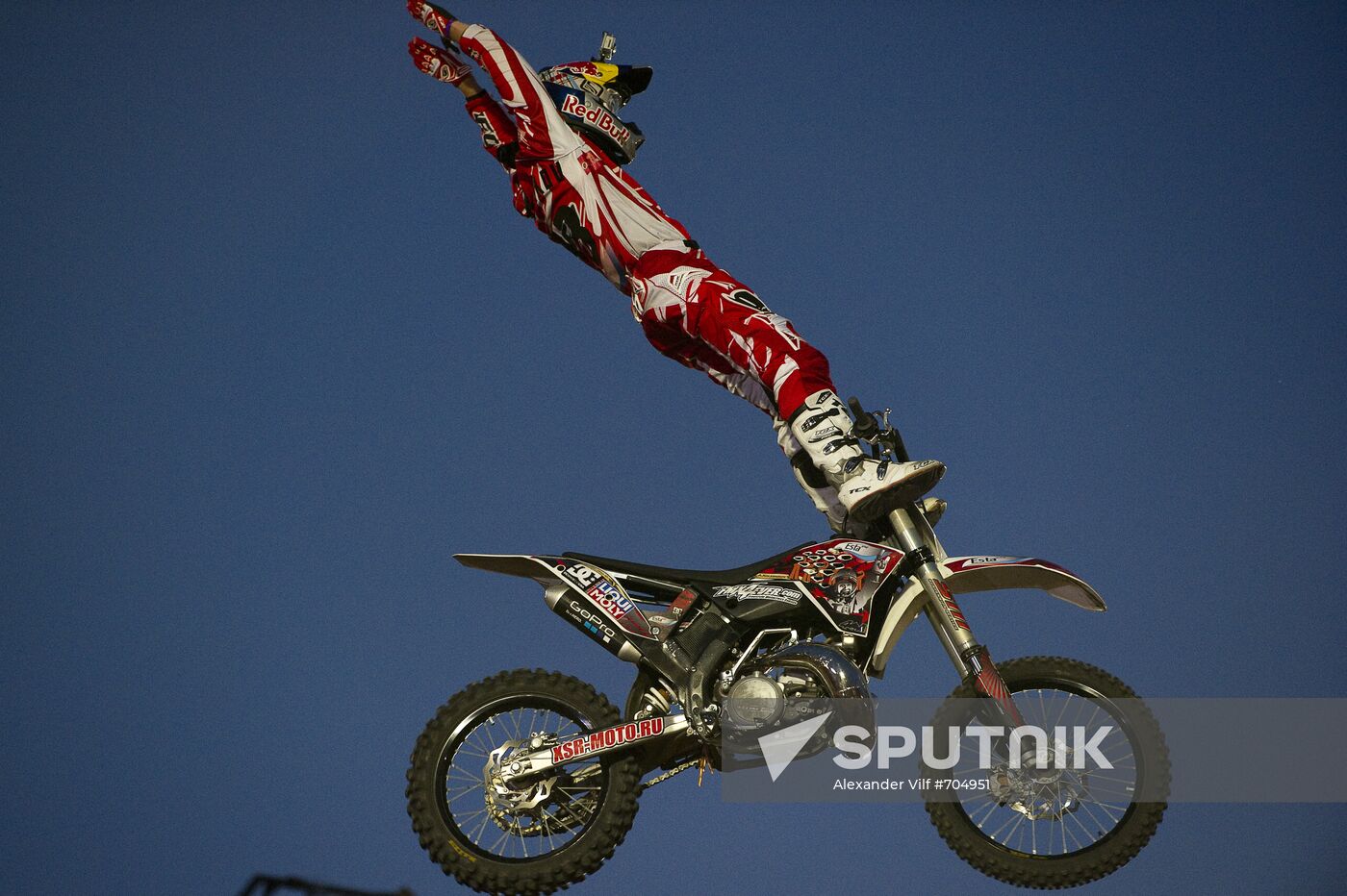 Freestyle Motocross. Red Bull X-Fighters 2010