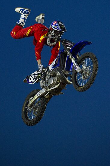 Freestyle Motocross. Red Bull X-Fighters 2010