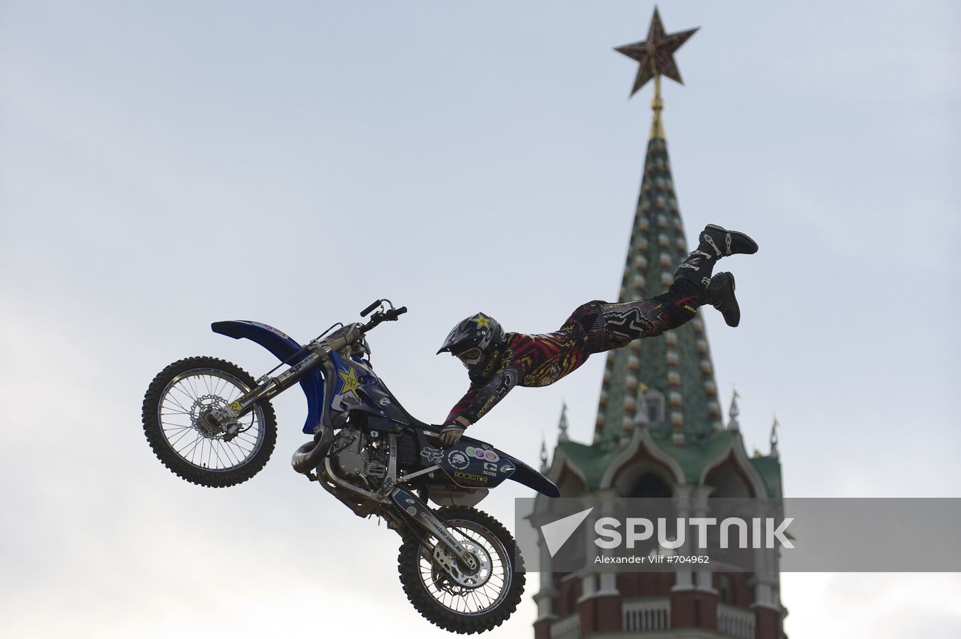 Freestyle Motocross. Red Bull X-Fighters 2010