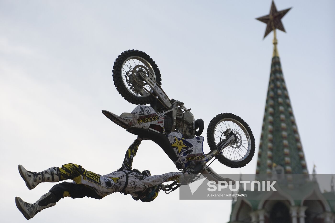 Freestyle Motocross. Red Bull X-Fighters 2010