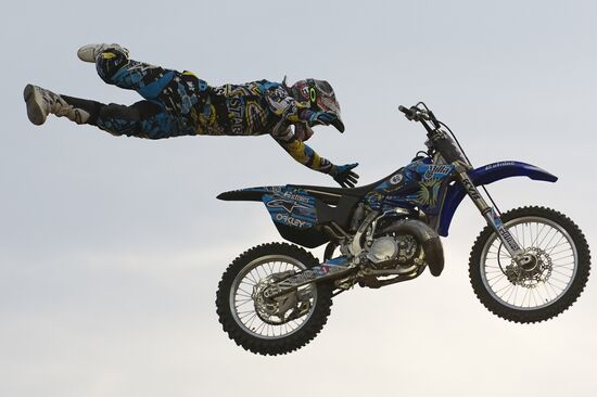 Freestyle Motocross. Red Bull X-Fighters 2010