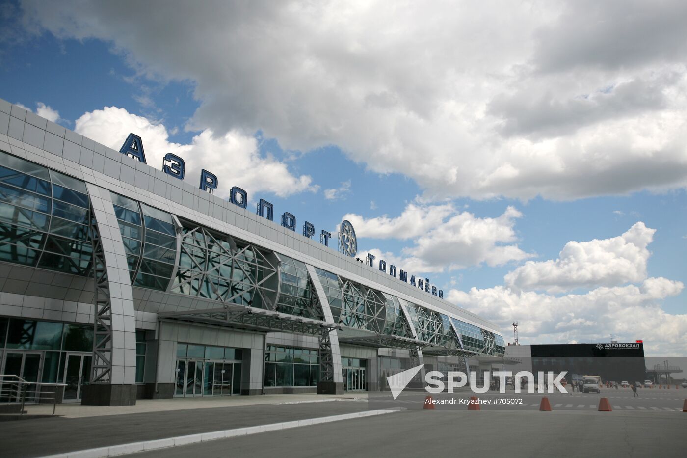 Tolmachovo airport