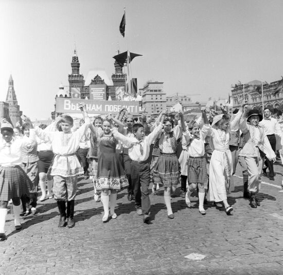 Members of the International Friendship Club