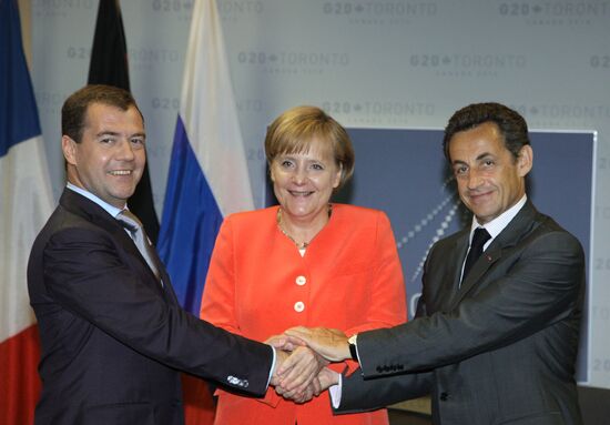 Dmitry Medvedev attends G20 summit in Toronto