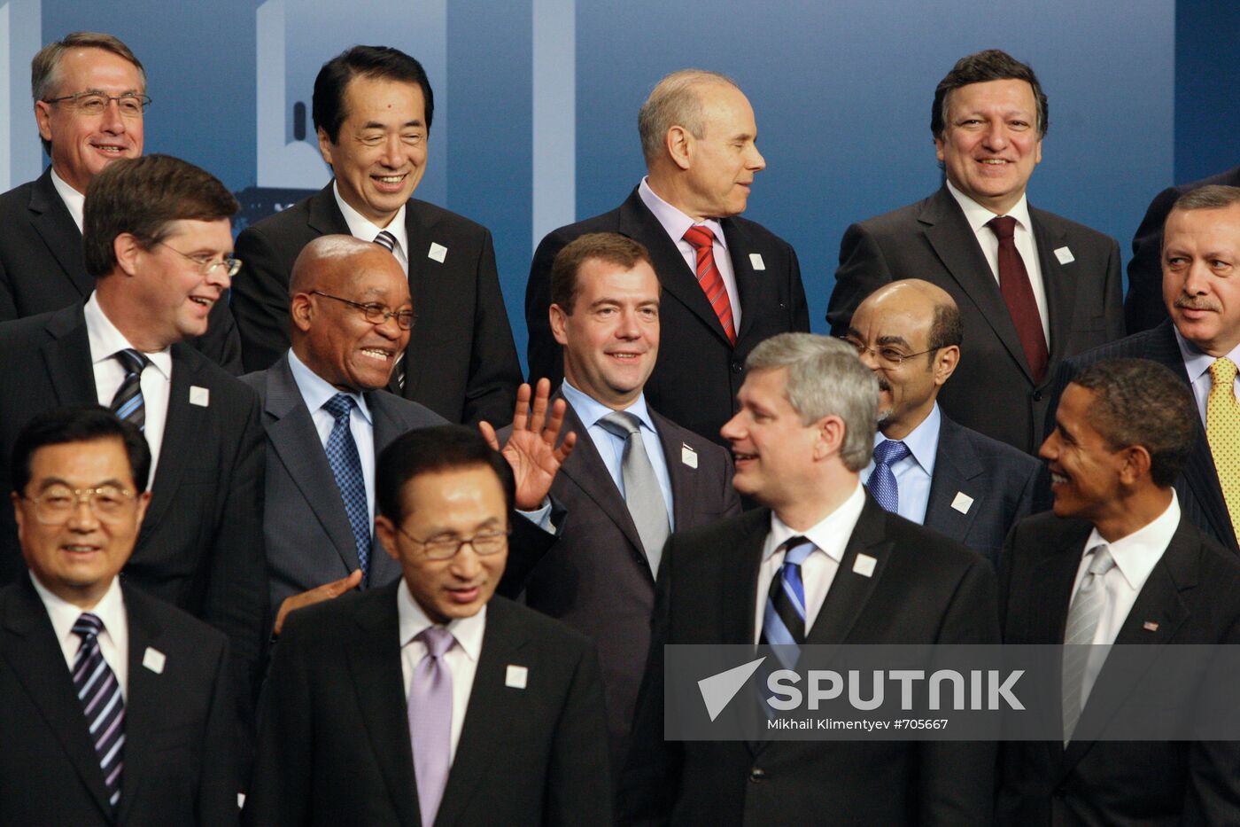 Dmitry Medvedev attends G20 summit in Toronto
