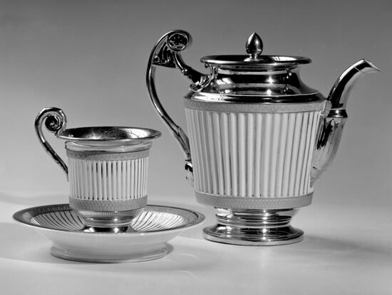 Set with flutes