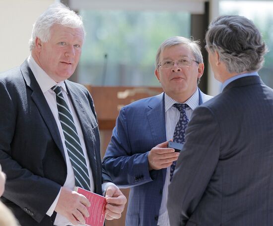 John Holden and Oleg Pivovarchuk
