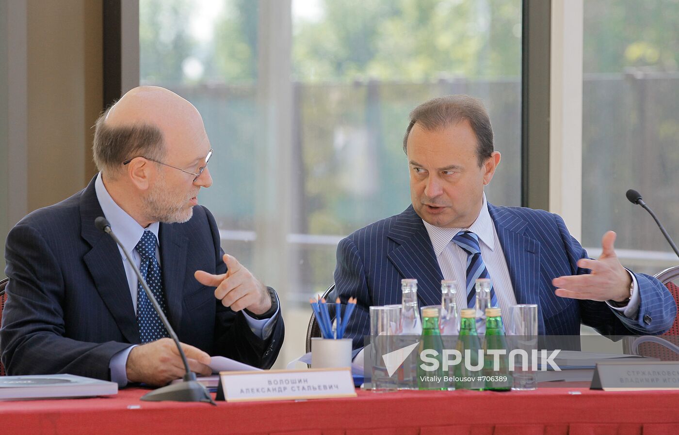 Vladimir Strzhalkovsky and Alexander Voloshin