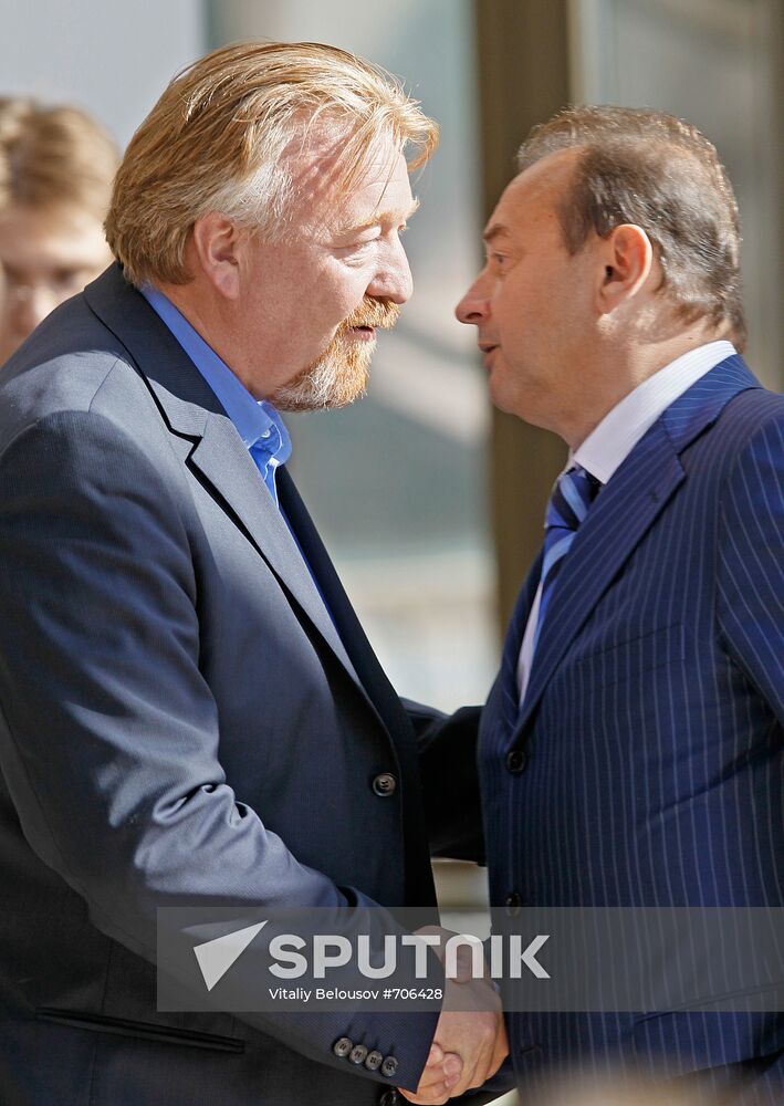 Vasily Titov and Vladimir Strzhalkovsky