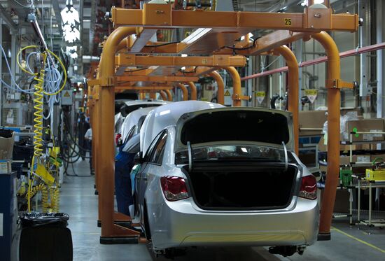 Opel Astra small car production