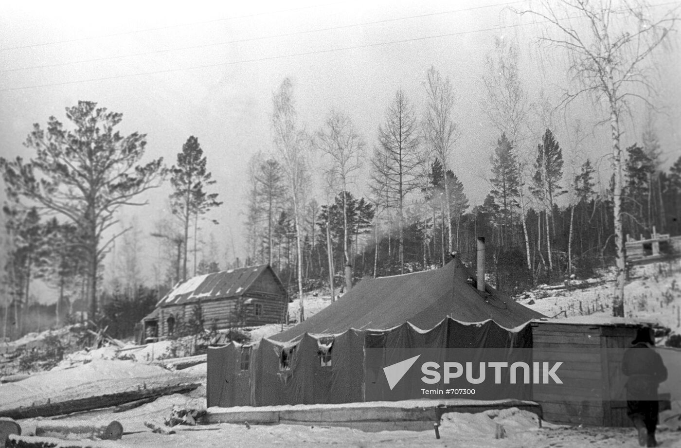 Tents of the first builders of Bratsk power plant