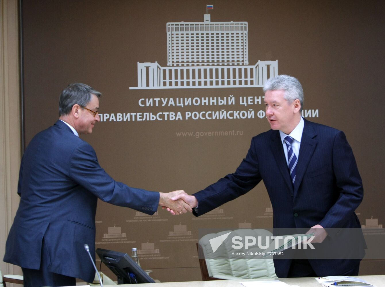 Alexander Avdeyev, Sergei Sobyanin