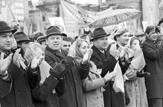 Spectators at May 1 demonstration on Red Square