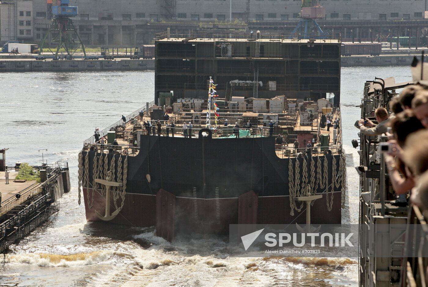 Launching of Floating Nuclear Power Plant Unit