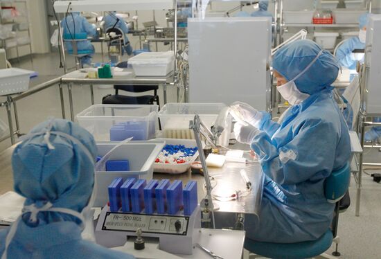 Membrane filters for blood plasma production