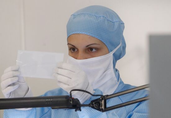 Membrane filters for blood plasma production