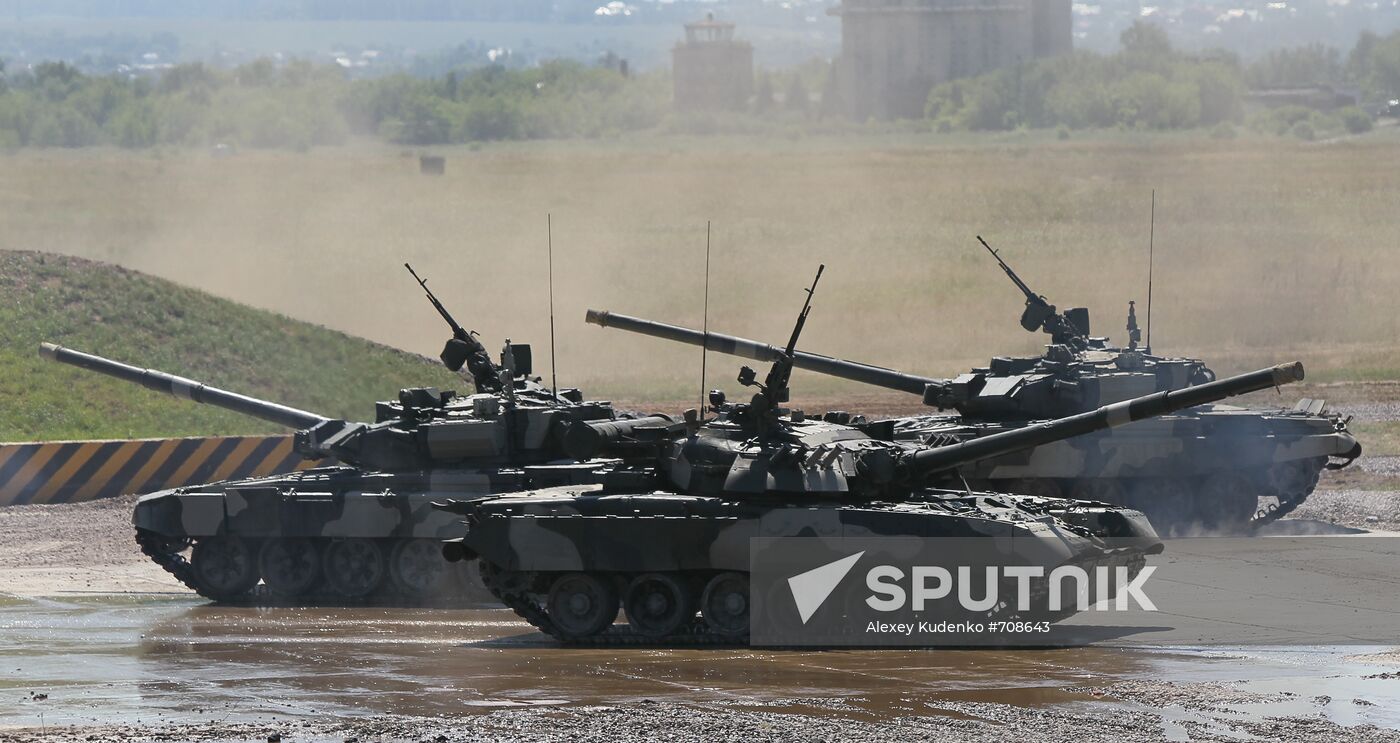 T-80 and T-90 tanks
