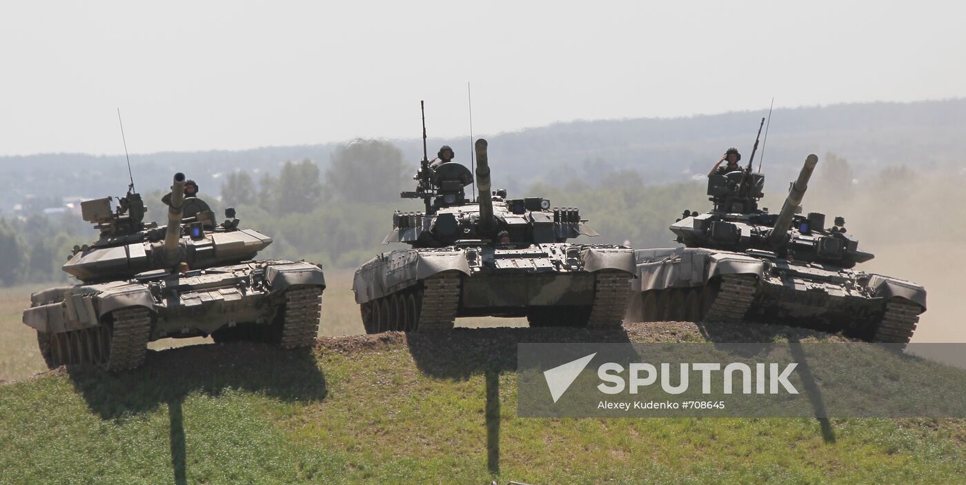 T-90 and T-80 tanks