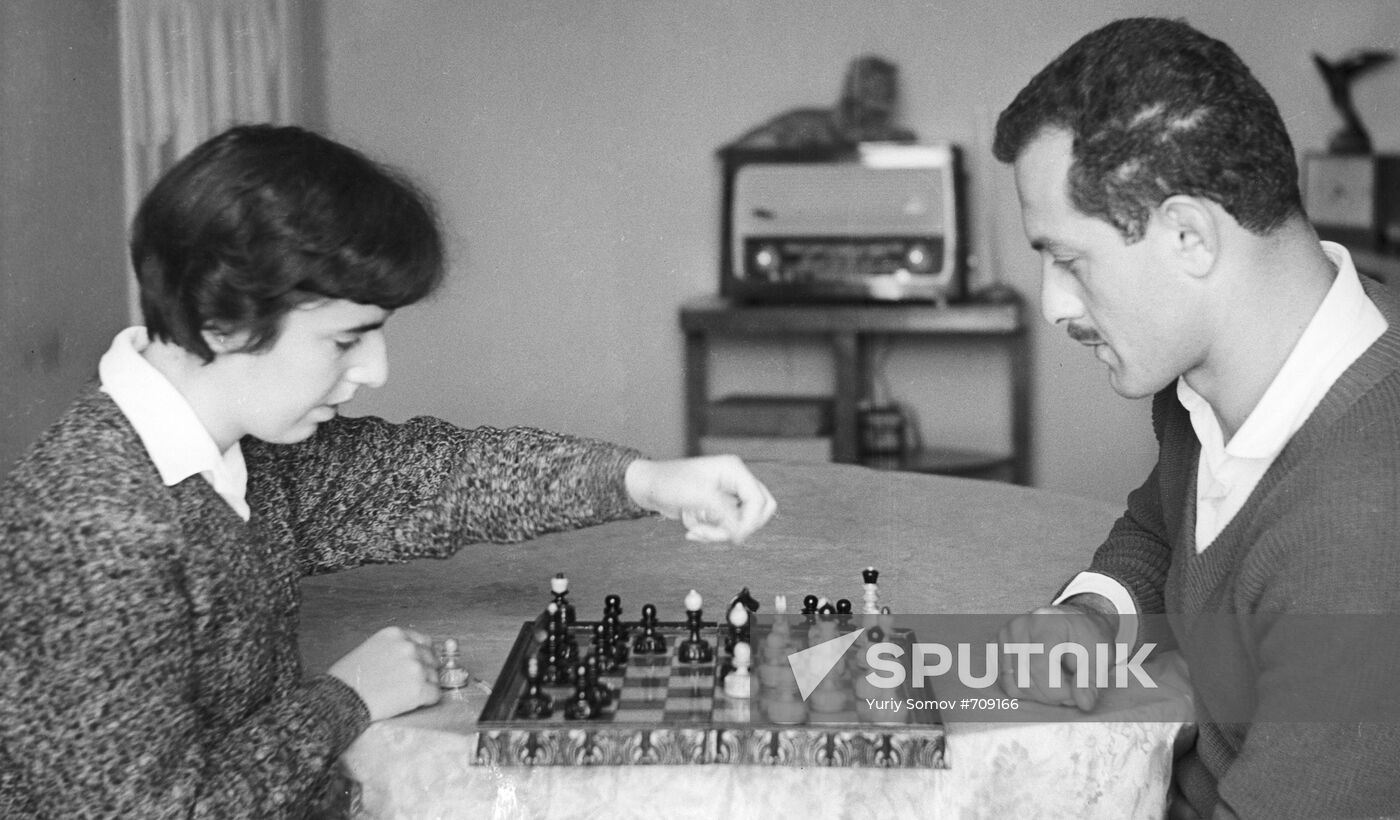 Nona Gaprindashvili and Rostoma Abashidze
