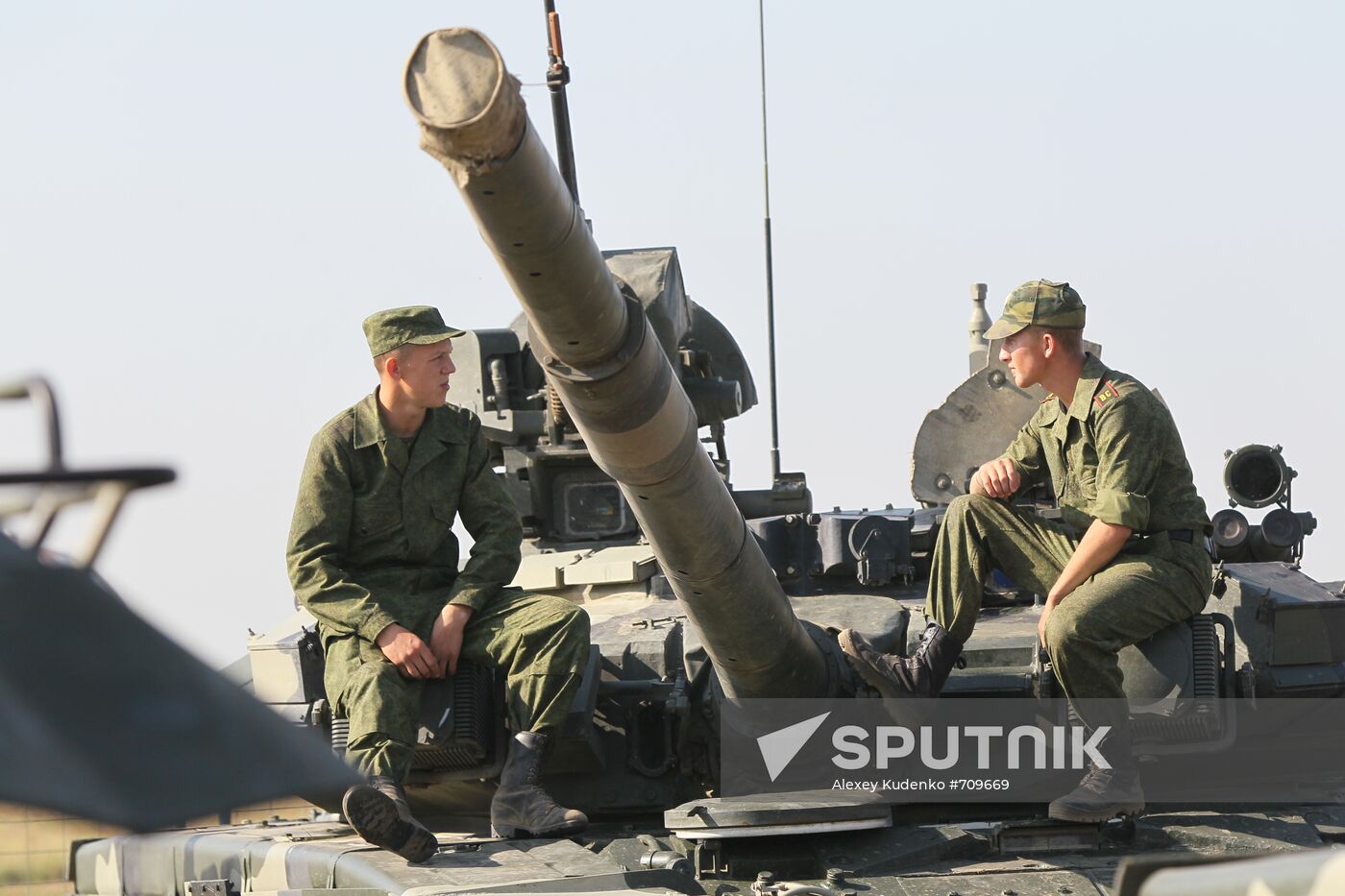 Military technology show at Ramenskoye aerodrome