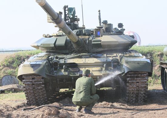 Military technology show at Ramenskoye aerodrome