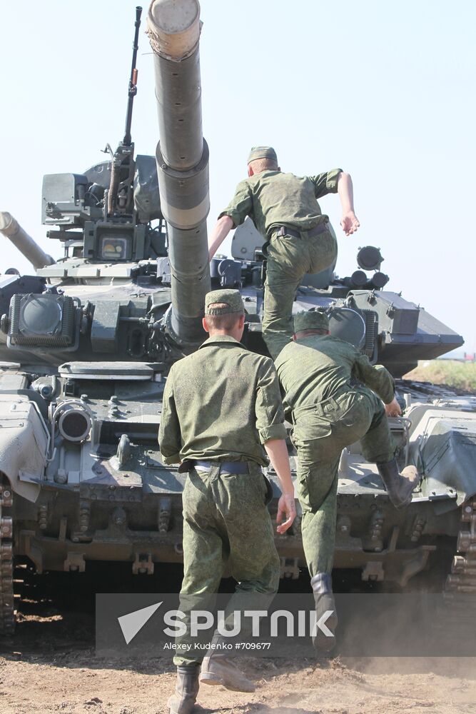 Military technology show at Ramenskoye aerodrome