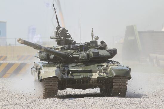 T 90 tank