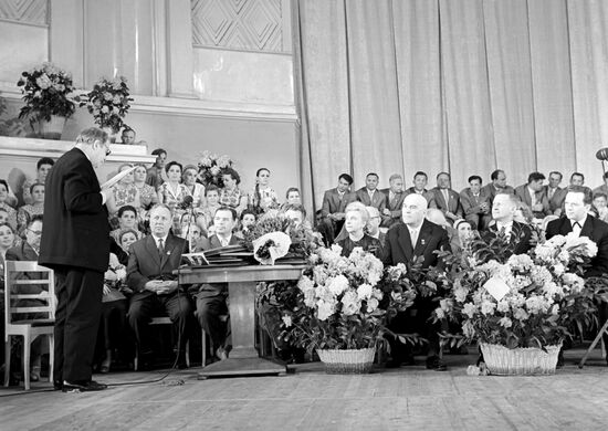 Mikhail Isakovsky at Pyatnitsky Choir anniversary celebration