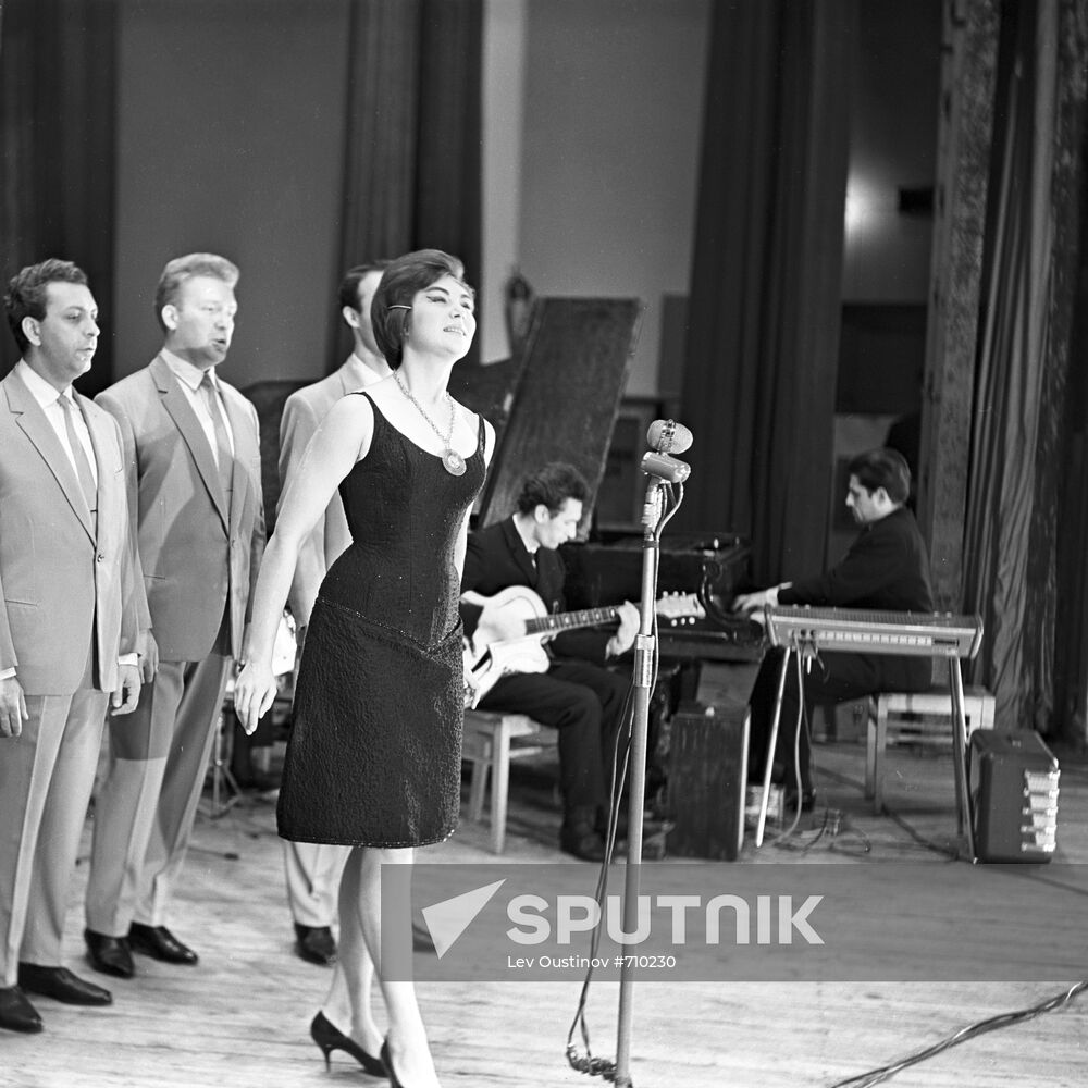 Singer Edita Piekha
