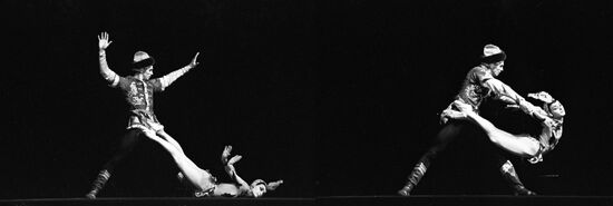 Ballet actors A. Sizova and V. Afanasenkov