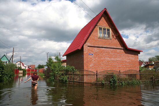 Flooded garden plots in Novosibirsk