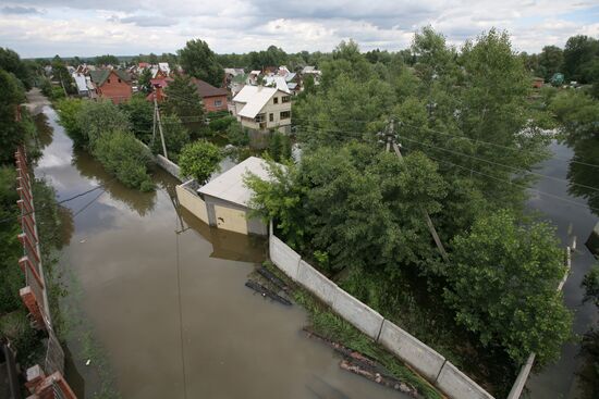 Flooded garden plots in Novosibirsk