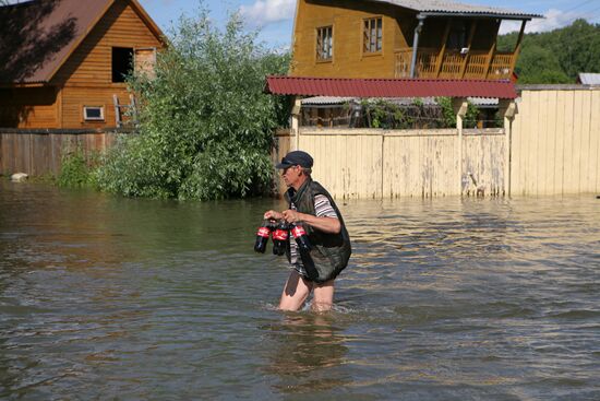 Flooded garden plots in Novosibirsk Region