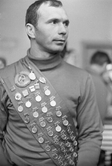 Ukrainian archer Viktor Sidoruk