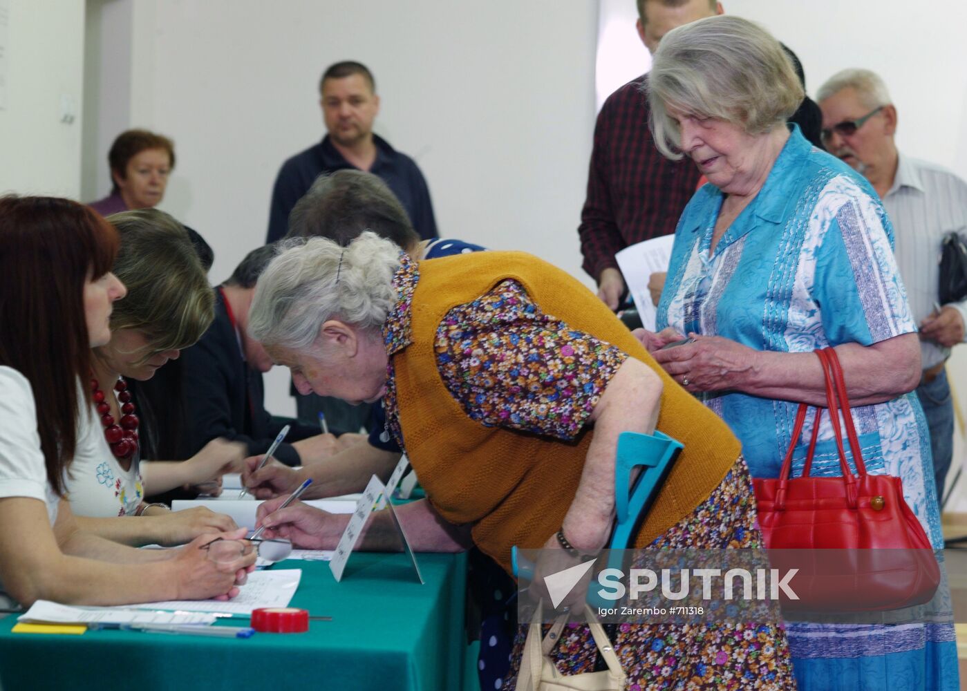 Poland elects president
