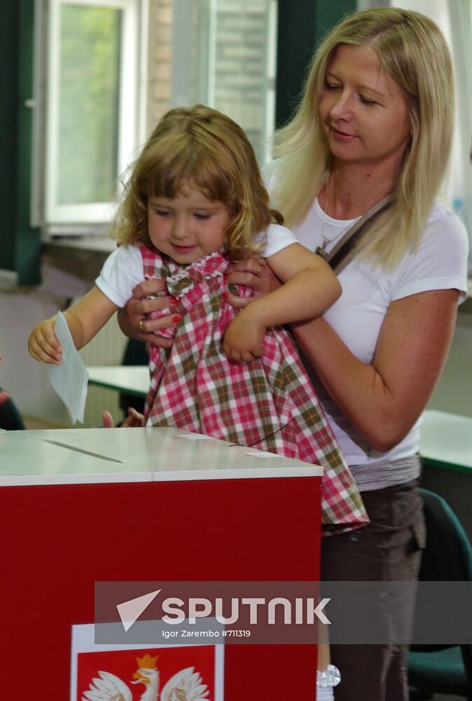 Poland elects president