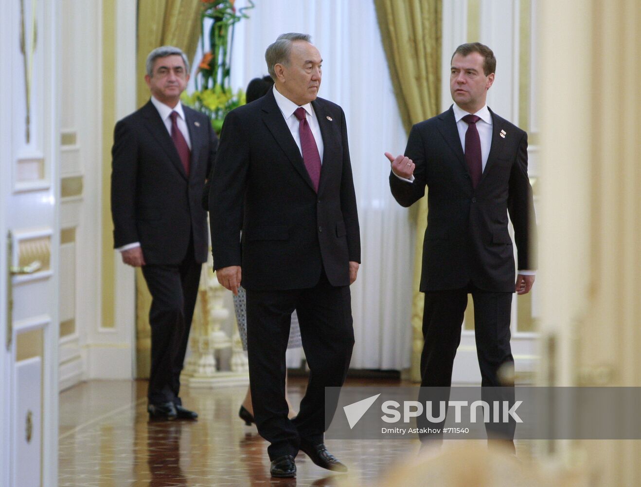 Dmitry Medvedev attends EurAsEC summit in Astana