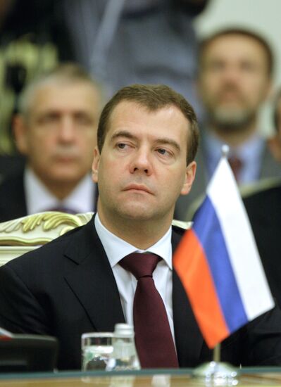 Dmitry Medvedev attends EurAsEC summit in Astana