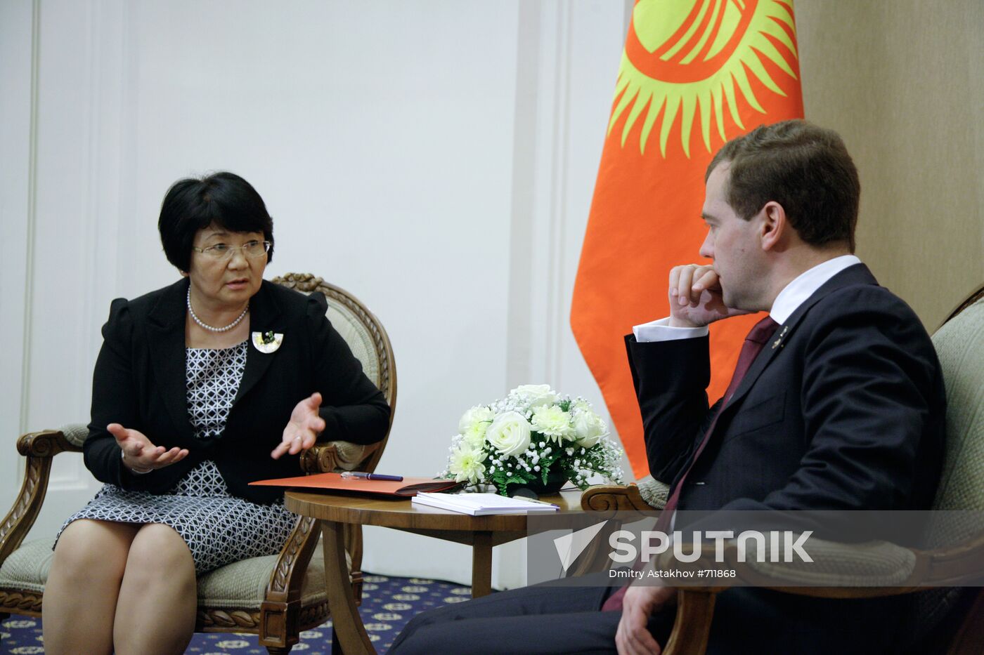 Dmitry Medvedev and Roza Otunbayeva meet in Astana