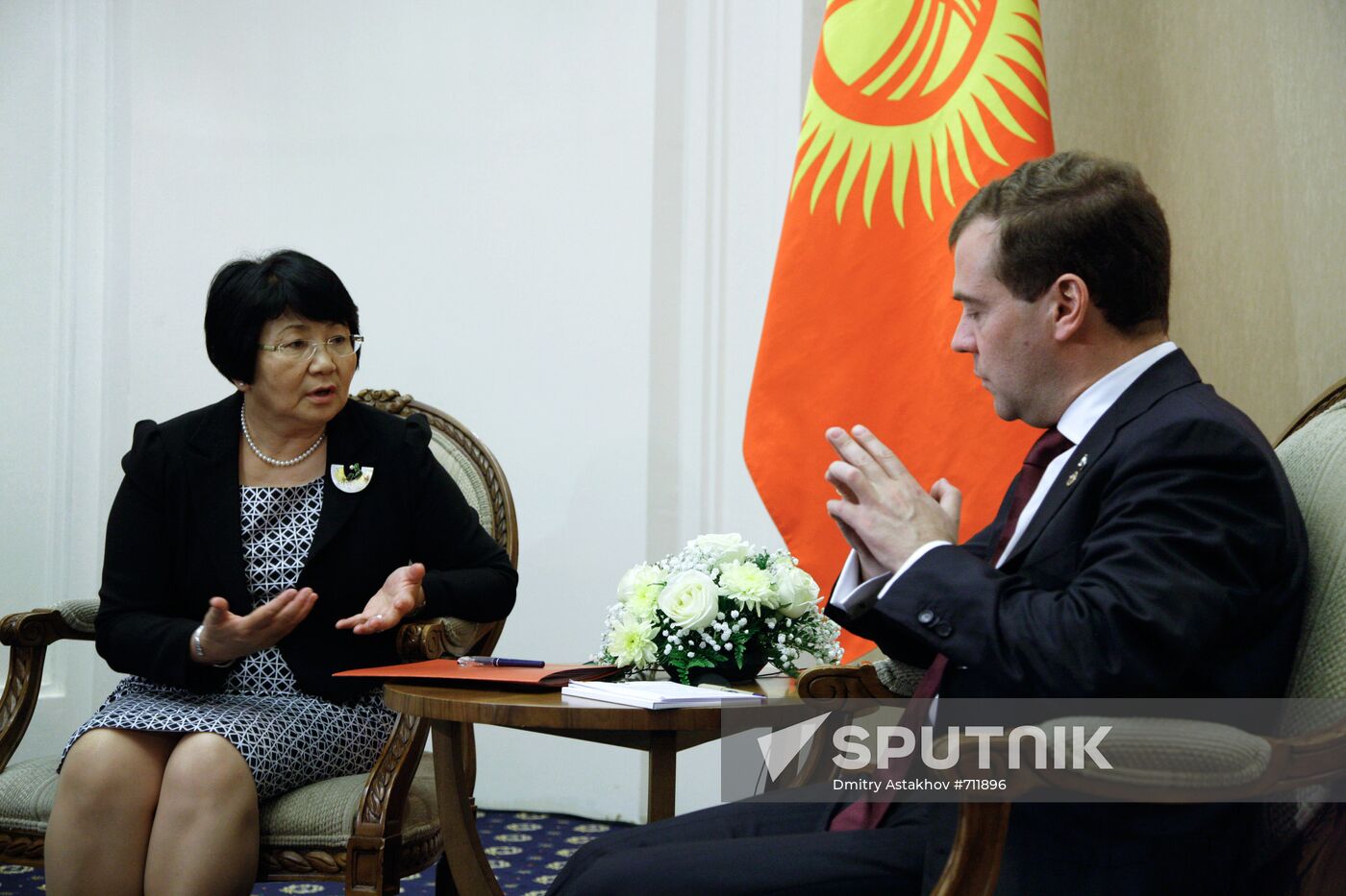 Dmitry Medvedev and Roza Otunbayeva meet in Astana