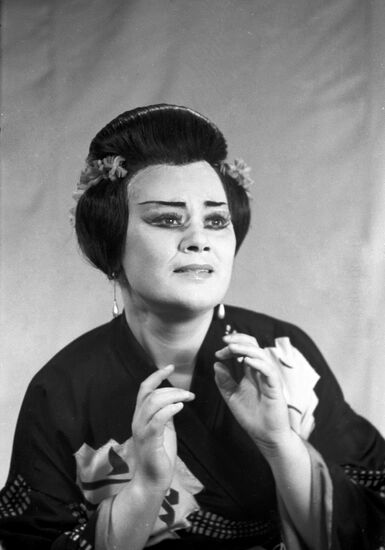 Maria Biesu as Mme Butterfly