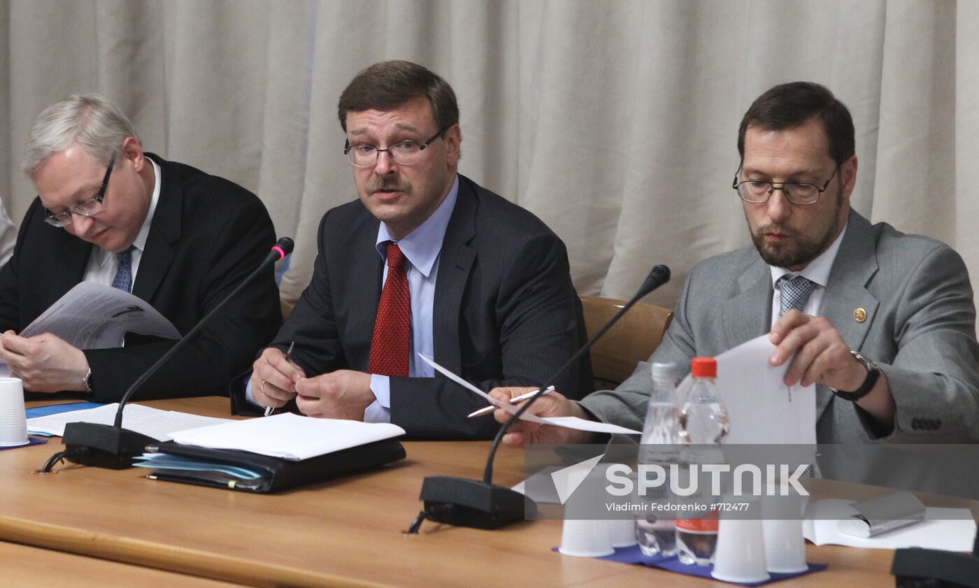 Sergei Ryabkov, Konstantin Kosachev, Alexei Arbatov