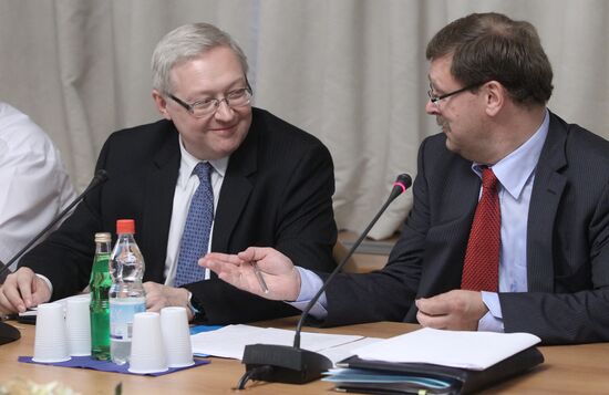 Sergei Ryabkov, Konstantin Kosachev