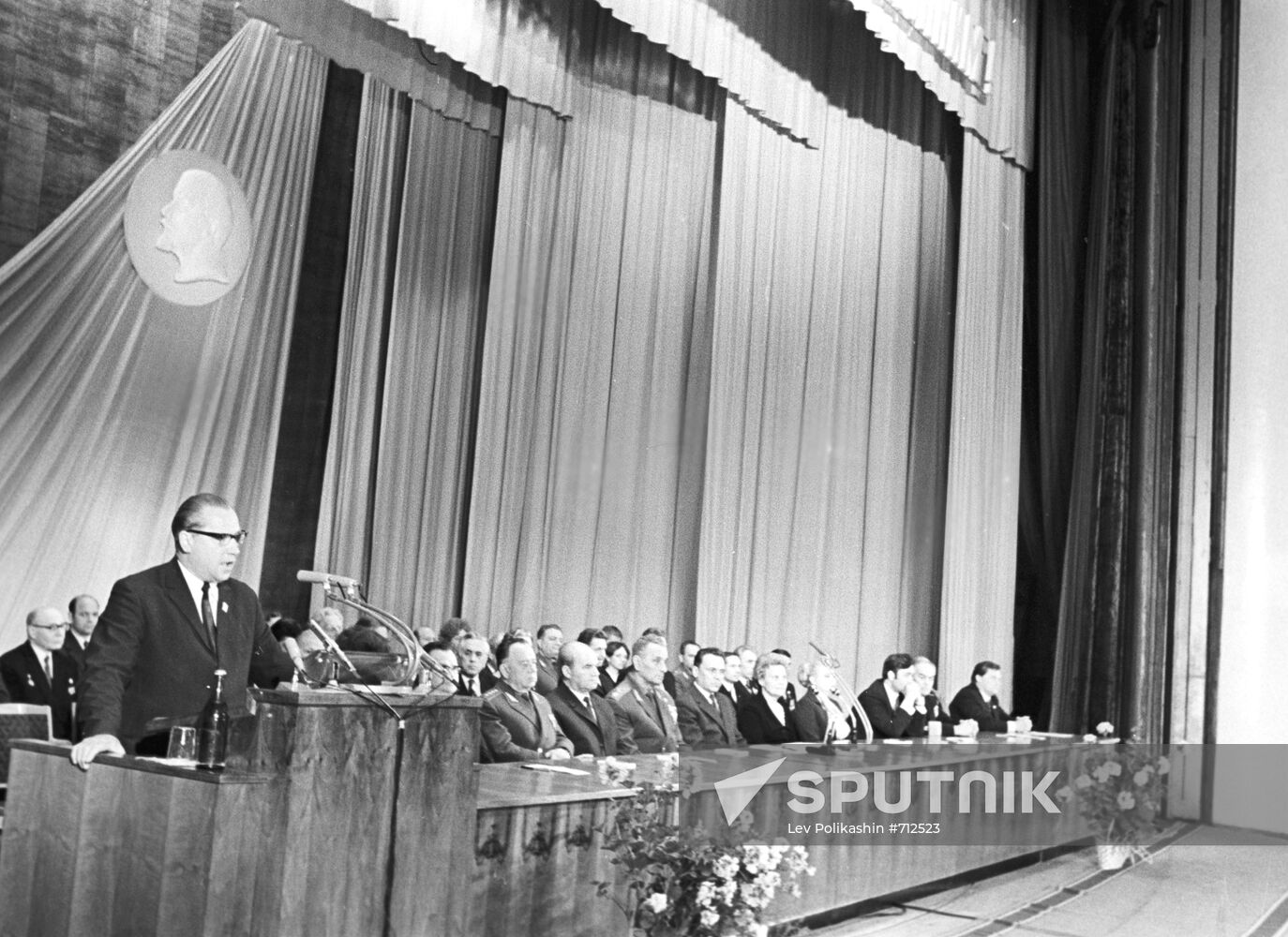 Andrei Grechko in the Gorbunov Palace of Culture