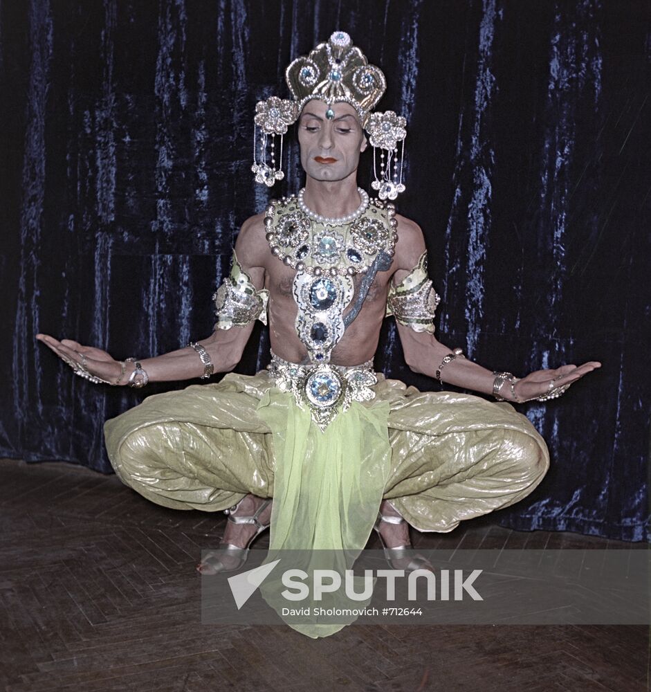 M.Esambayev performing Indian dance "Golden God"