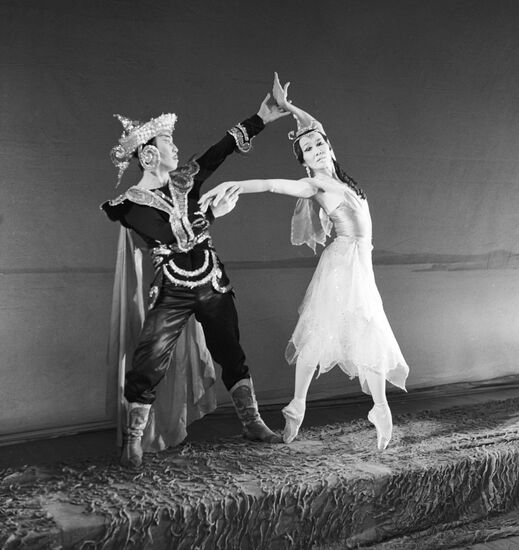Scene from ballet "Beautiful Angar"